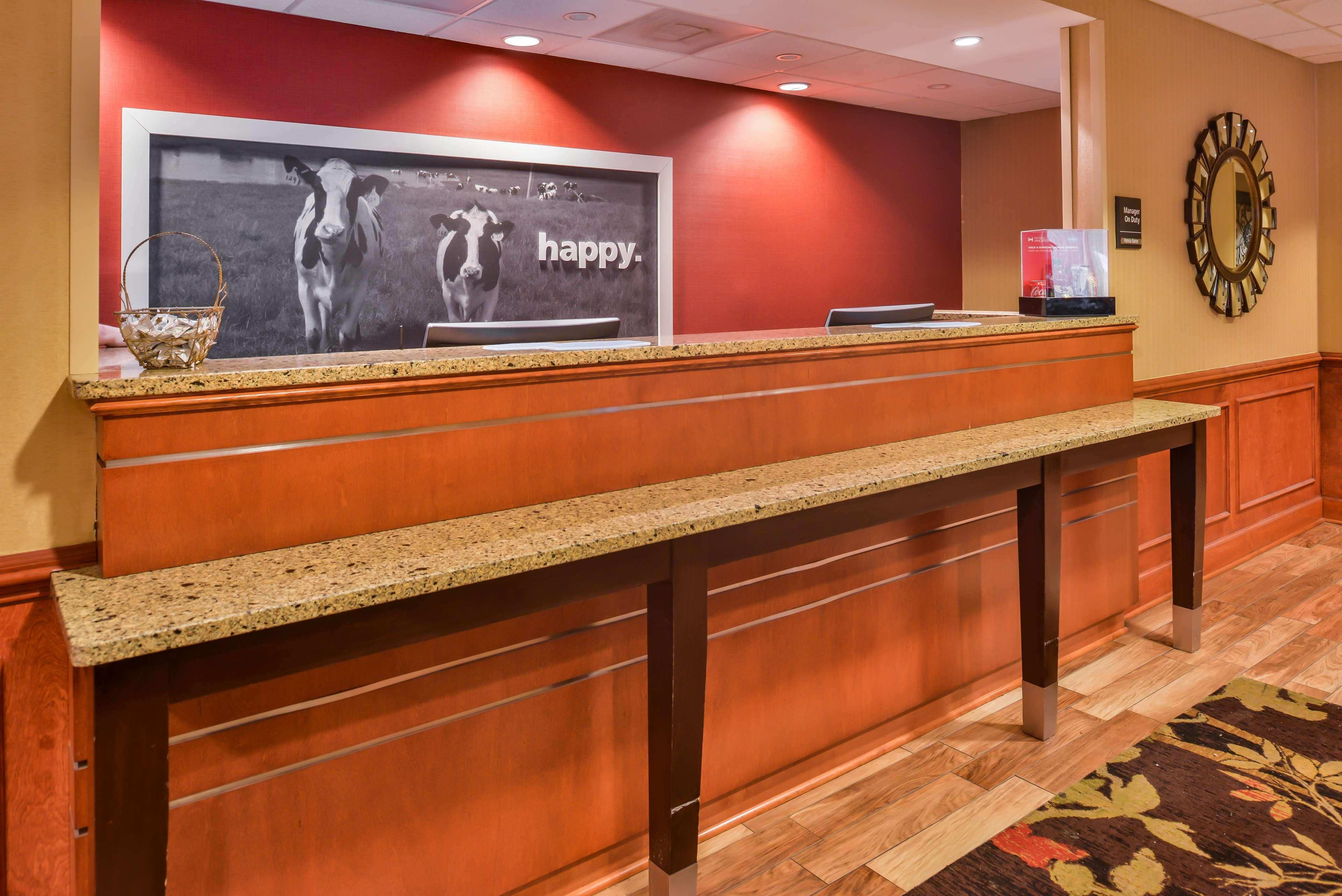 Hampton Inn Emporia Eksteriør billede