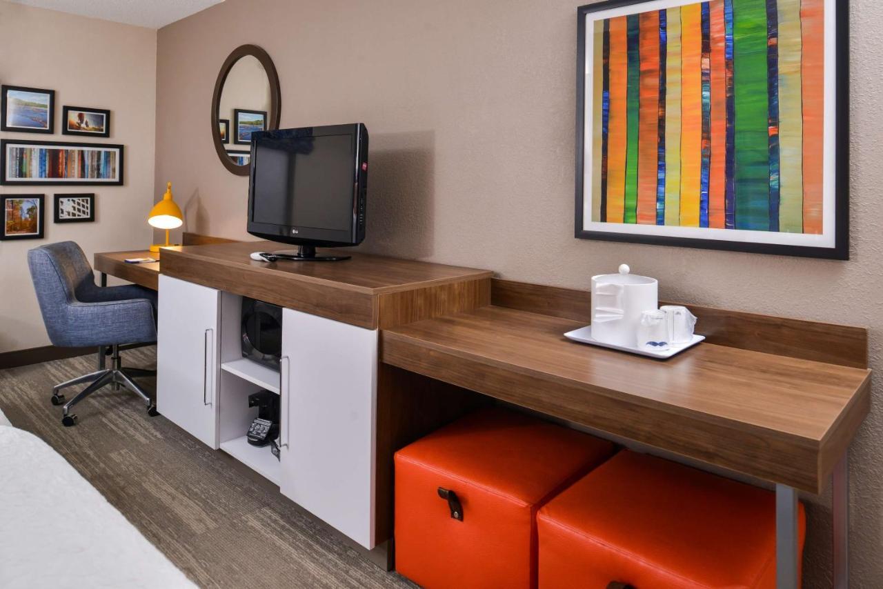 Hampton Inn Emporia Eksteriør billede